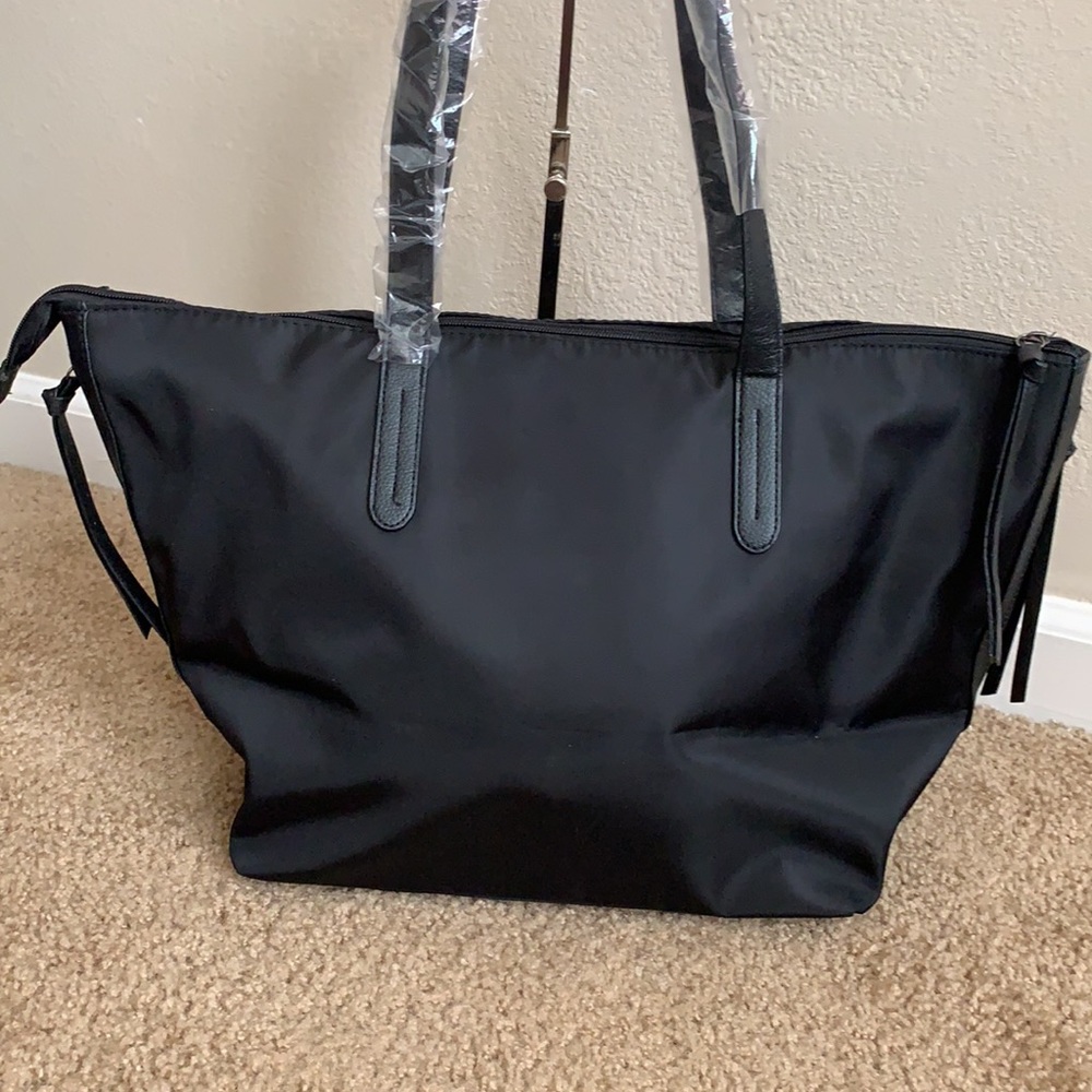 Botkier - Picture 4 of 16